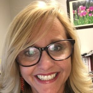 Meet your Posher, Tavie